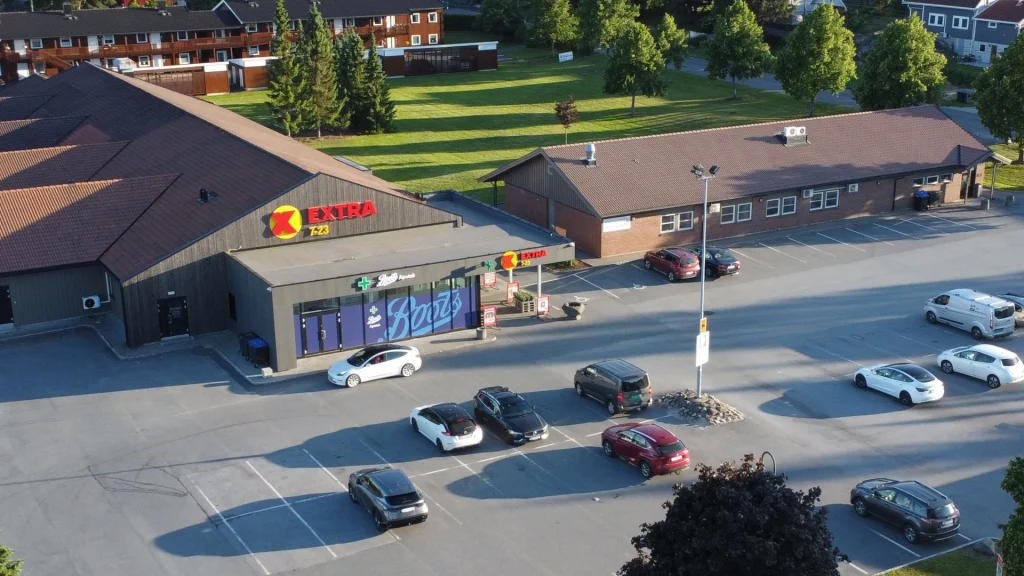 Helgebyveien 2–8_dronebide